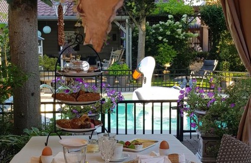 Overpelt Cama Y Desayuno | B&B Le Jardin