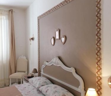 Salerno Cama Y Desayuno | B&B Le Rose