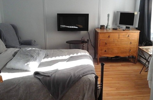 Haute-Ville Cama Y Desayuno | B&B Le Transit
