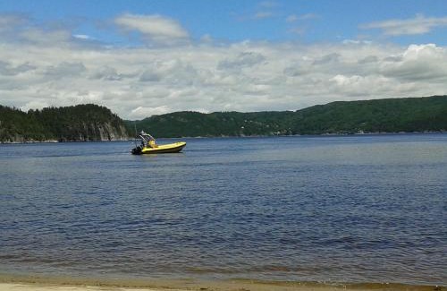 Petit-Saguenay Cama Y Desayuno | B&B Les Deux Pignons