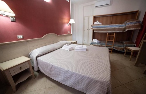 Rodi Garganico Cama Y Desayuno | B&B MARINA SLEEP AND SHIP