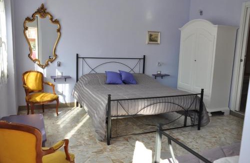 Borghetto Santo Spirito Cama Y Desayuno | B&B Mila e Nan