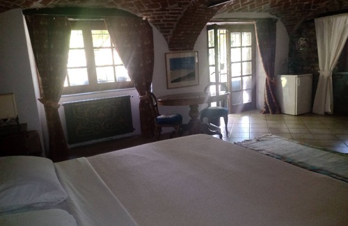 Grognardo Cama Y Desayuno | B&B NICOLE PONTI - paradise surrounded by greenery in total RELAX and PEACE
