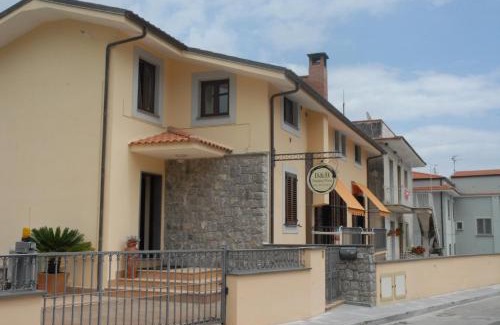 Scario Cama Y Desayuno | B&B Nonna Pina