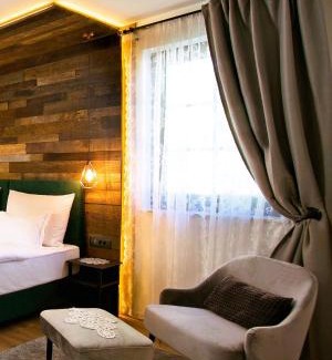 Jezerce Cama Y Desayuno | B&B Plitvice Holiday Lodge