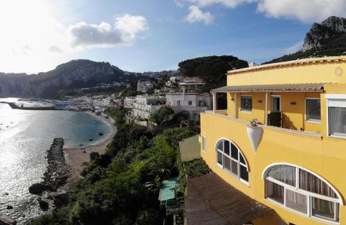 Marina Grande Cama Y Desayuno | B&B Punta Vivara