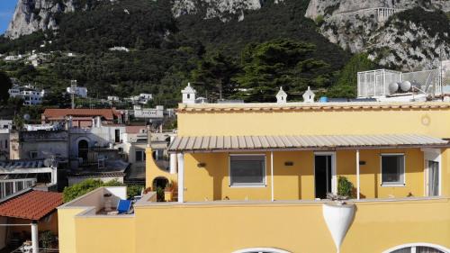 Marina Grande Cama Y Desayuno | B&B Punta Vivara