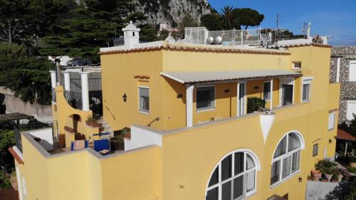 Marina Grande Cama Y Desayuno | B&B Punta Vivara