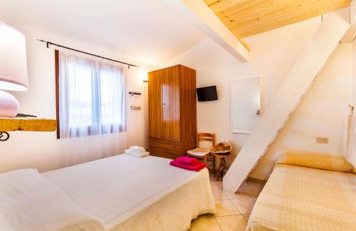 Porto San Paolo Cama Y Desayuno | B&B Rotta Per Tavolara