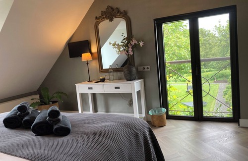 Bassenge Cama Y Desayuno | B&B Rue Haute by M&M