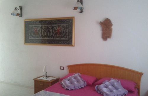 Cuili Murvoni Cama Y Desayuno | B & B Sa Figu Morisca: Sala "En Zinnibiri"