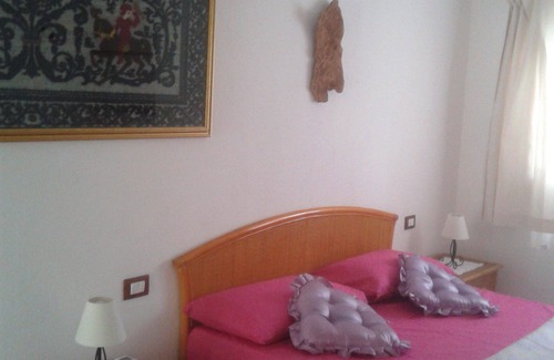 Cuili Murvoni Cama Y Desayuno | B & B Sa Figu Morisca: Sala "En Zinnibiri"