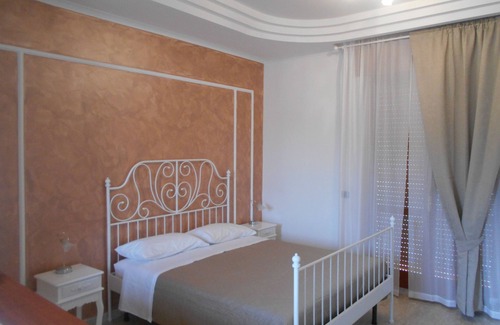 Pimonte Cama Y Desayuno | B&B MAR Y MONTAÑAS SORRENTO