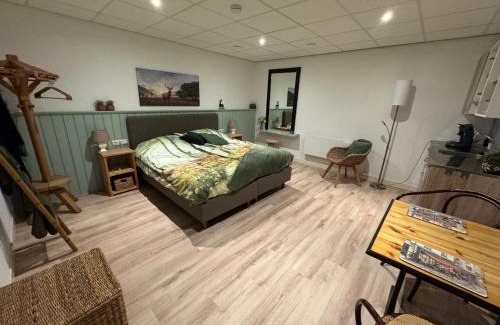 Molkwerum Cama Y Desayuno | B&B Stations Koffiehuis