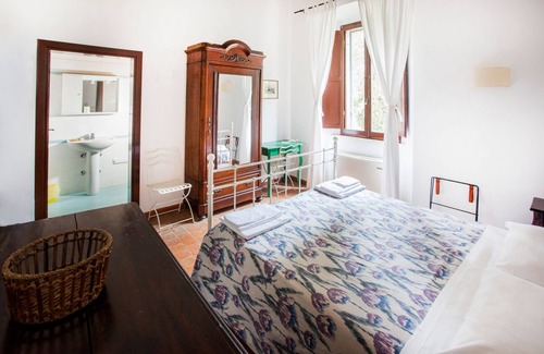 Civitella Paganico Cama Y Desayuno | B&B Tenuta di Paganico - Wine & Food