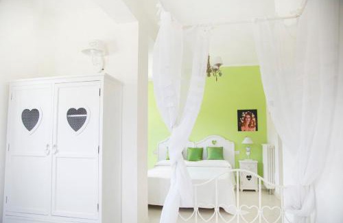 Fondotoce Cama Y Desayuno | B&B The Divine
