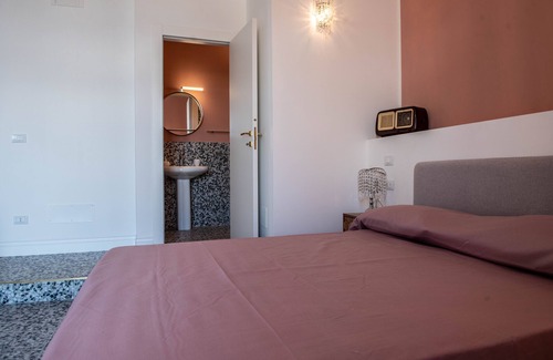 Isola del Borgo Antico Cama Y Desayuno | B&B U'Panare, in Taranto's historic center a structure reminiscent of home