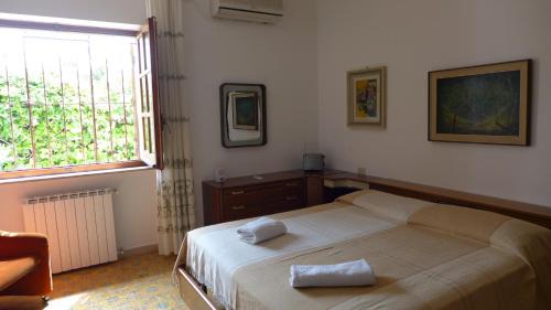 Su Forti Cama Y Desayuno | B&B VILLA ELISA