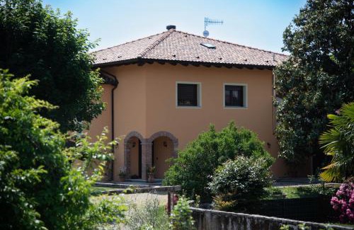 Fara Novarese Cama Y Desayuno | B&b Villa Sofia
