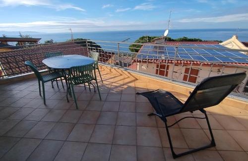 Palmi Cama Y Desayuno | B&B Vista Mare "Terrazzo"