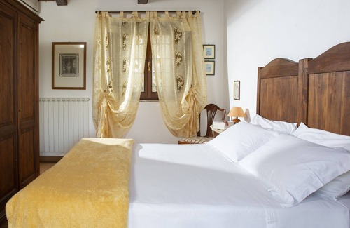 Assisi Cama Y Desayuno | B&B con piscina y vistas a Asís