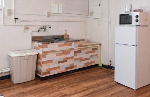 Okinawa Apartamento | B It is a simple room with a chea / Naha Okinawa