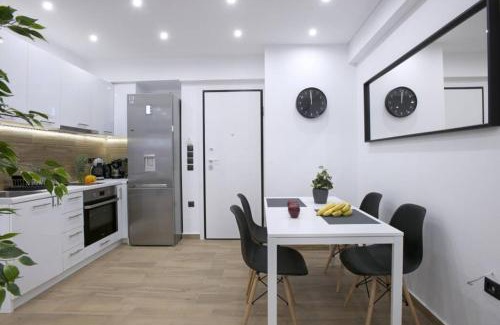 Filopappou Apartamento | (B) Koukaki, A modern, newly refurbished Studio 4ppl