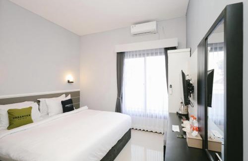 Lumajang Casa | B Syariah Guest House
