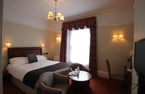 Buxton Hotel | B/W Plus Buxton Lee Wood Hotel