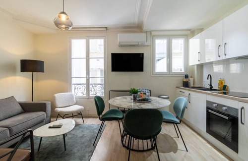 Faubourg-du-Roule Apartamento | B2.Two Bedrooms#Champs Elysées#Arc de Triomphe#AC