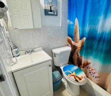 Little Havana Casa | B5 Best Value on Private Bedroom with Private Bathroom in Little Havana, Miami