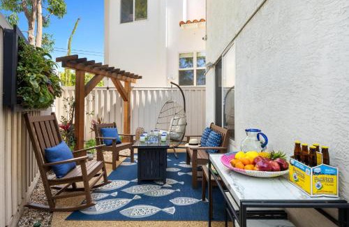 Village of La Jolla Casa | B5408 Village Vista