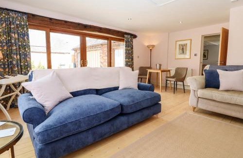 St Mary's Bay Casa | Baa Lamb Cottage