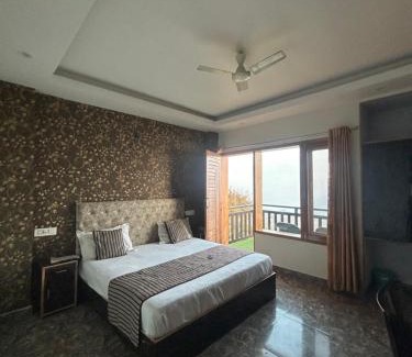 Bhimtal Hotel | Baakhli Guest House and Restaurant