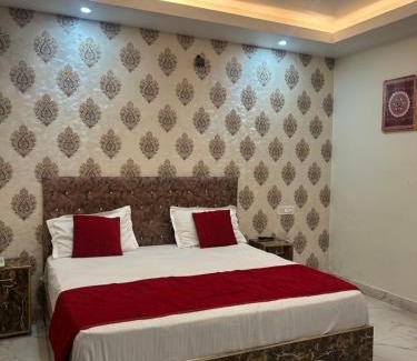 Bhimtal Hotel | Baakhli Guest House and Restaurant