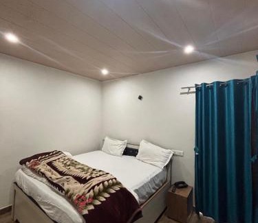 Bhimtal Hotel | Baakhli Guest House and Restaurant