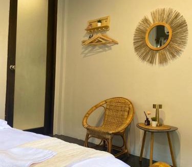 Si Sawat Casa | baan in kan homestay&cafe kanchanaburi city