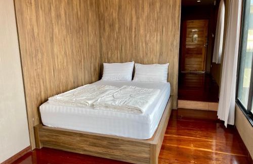 Ayutthaya Casa | Baan Keang Chon Ayutthaya บ้านเคียงชล อยุธยา