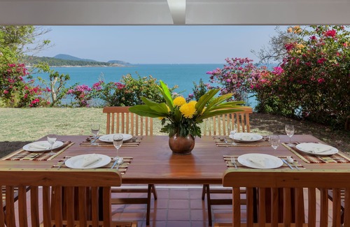 Rawai Villa | Baan Khunying – Secluded Phuket Beachfront Villa