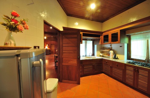 Koh Lon Complejo | Baan Mai Beachfront Phuket Lone Island