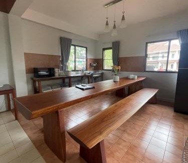 Laem Phak Bia Casa | Baan Plumeria บ้านภูมิเรีย