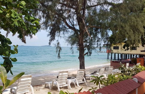 Rayong Hotel | Baan Prakaikaew Resort