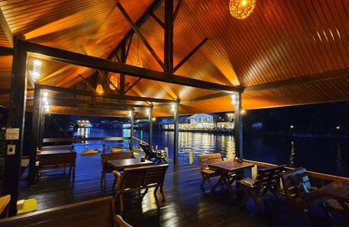 Ko Chang Casa | Baan Rim Nam