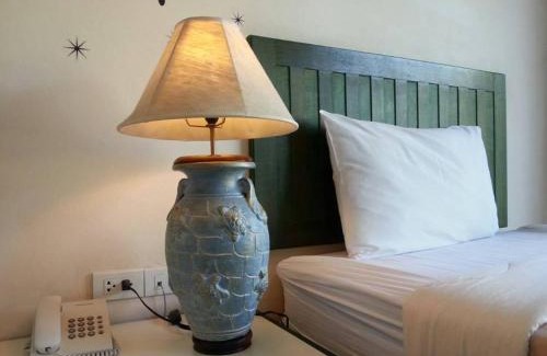 Hua Hin Hotel | Baan Suksiri Hotel