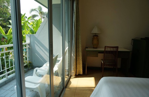 Hua Hin Hotel | Baan Suksiri Hotel