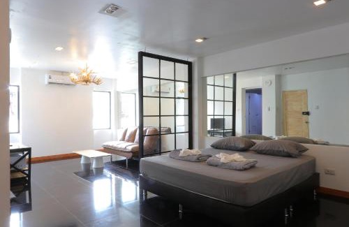Chom Phon Apartamento | Baan33 check in by yourself code inbox 4fl behind Amazon cafe