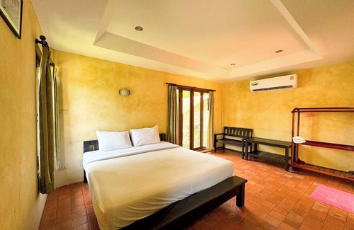 Pak Nam Pran Hotel | Baanbali Beach Resort