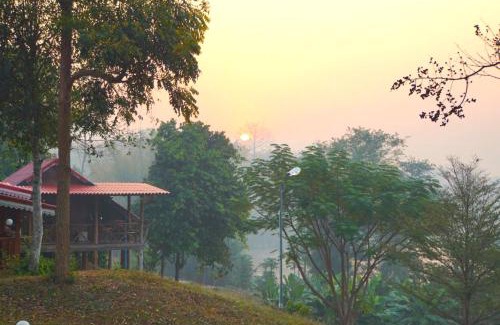 Sai Yok Complejo | BaanRai KhunYa บ้านไร่คุณย่า