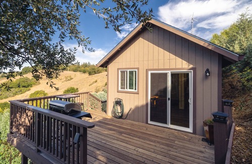 Woodacre Casa | Baby Hawk Nest w/ Views