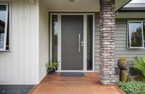 Taupo Casa | Bach 32 - Taupo Holiday Home